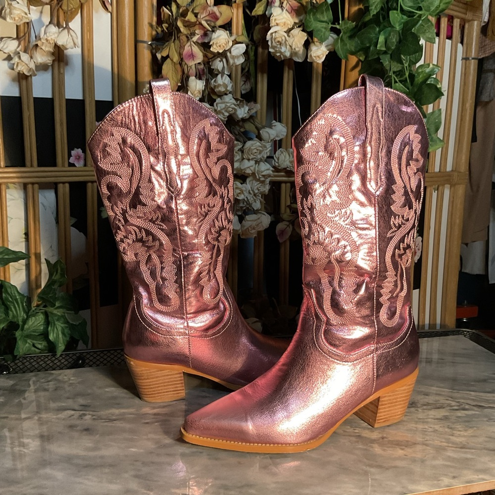 Metallic Pink Western Boots